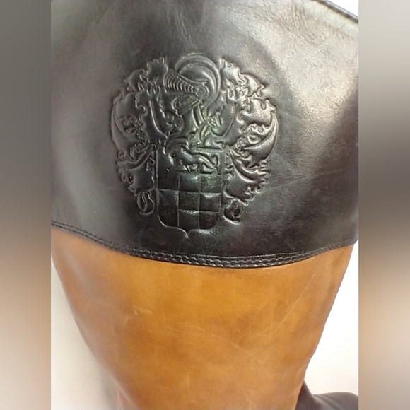 VINCE CAMUTO EQUESTRIAN STYLE BOOTS - Picture 2 of 9